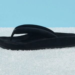 Frankie's Bikinis - Puffer Padded Flip Flop